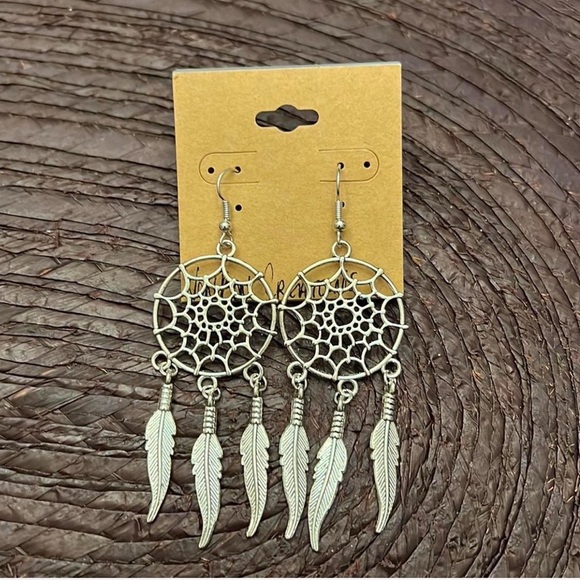 Dreamcatcher Earrings Nickel Free Hook Handmade - Picture 1 of 1
